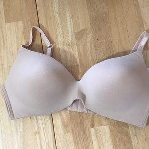 NWOT 36D Beige Wire-Free Bra